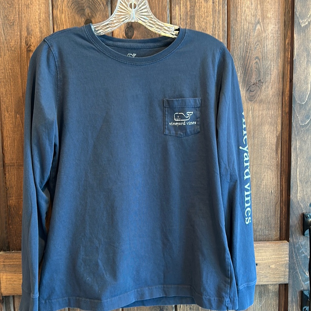 Vineyard Vines Long Navy sleeve Tee - Women's size Small